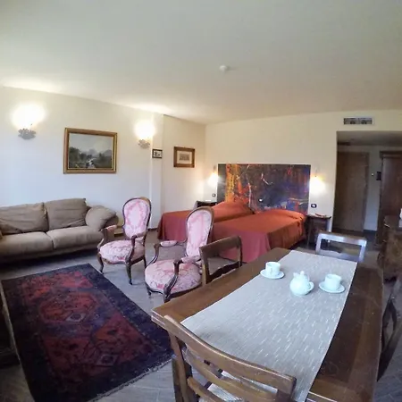 Il Casale 3*