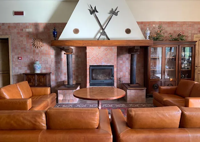 Il Casale ホテル サッスオーロ