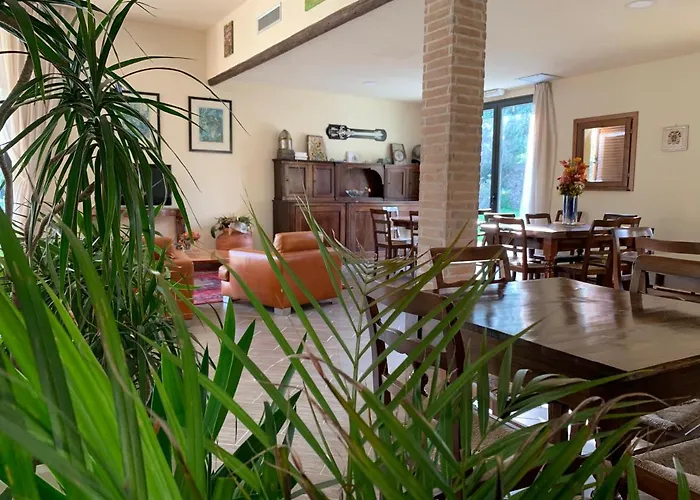 ホテル Il Casale サッスオーロ