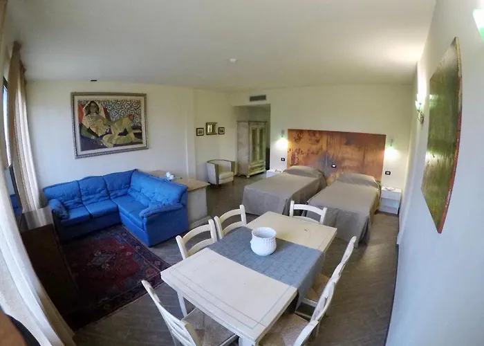 ホテル Il Casale サッスオーロ